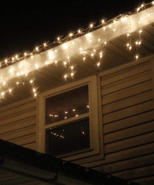 150-bulb White Twinkle Glass Icicle Lights, Green Wire Clearance Discounts